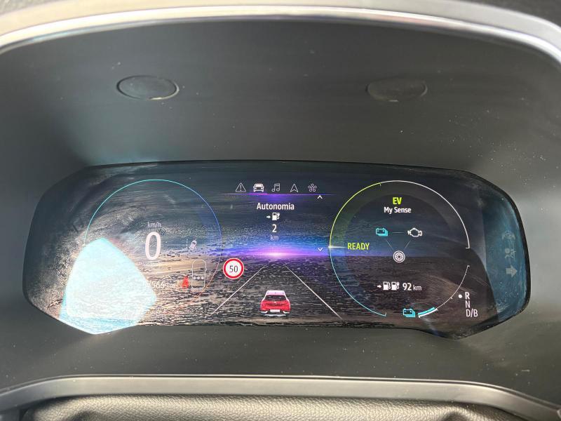 RENAULT capture Captur Plug-in Hybrid E-Tech Intens