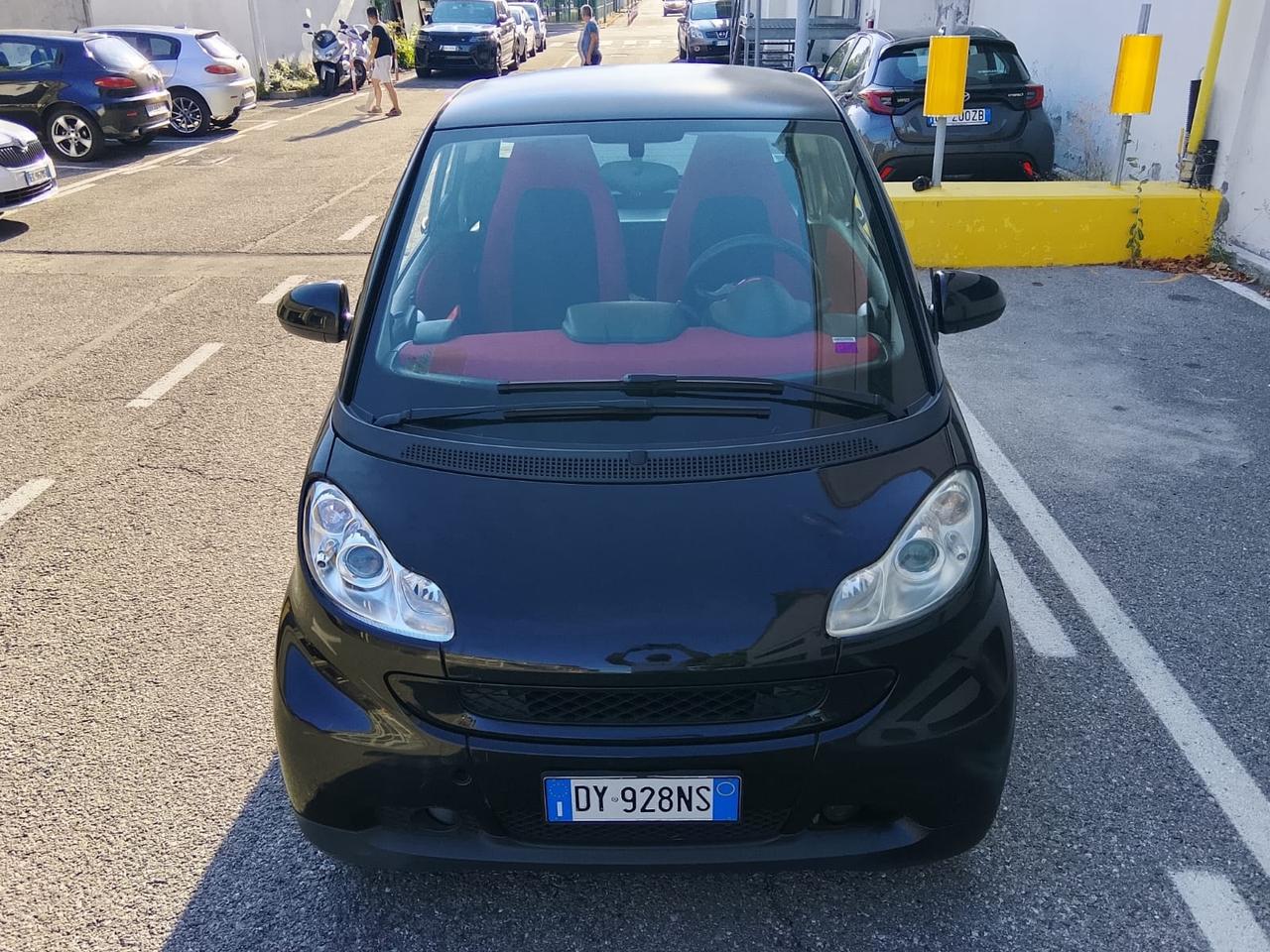 Smart ForTwo 1000 52 kW MHD coupé pure