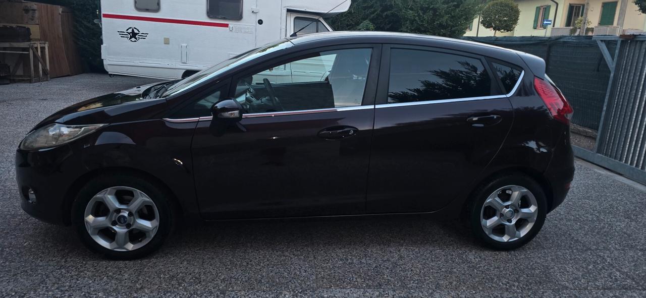 Ford Fiesta Fiesta+ 1.6 TDCi 95CV 5 porte