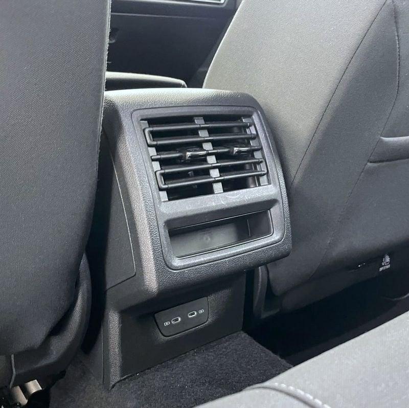 Volkswagen Golf Golf 1.0 eTSI EVO DSG Life