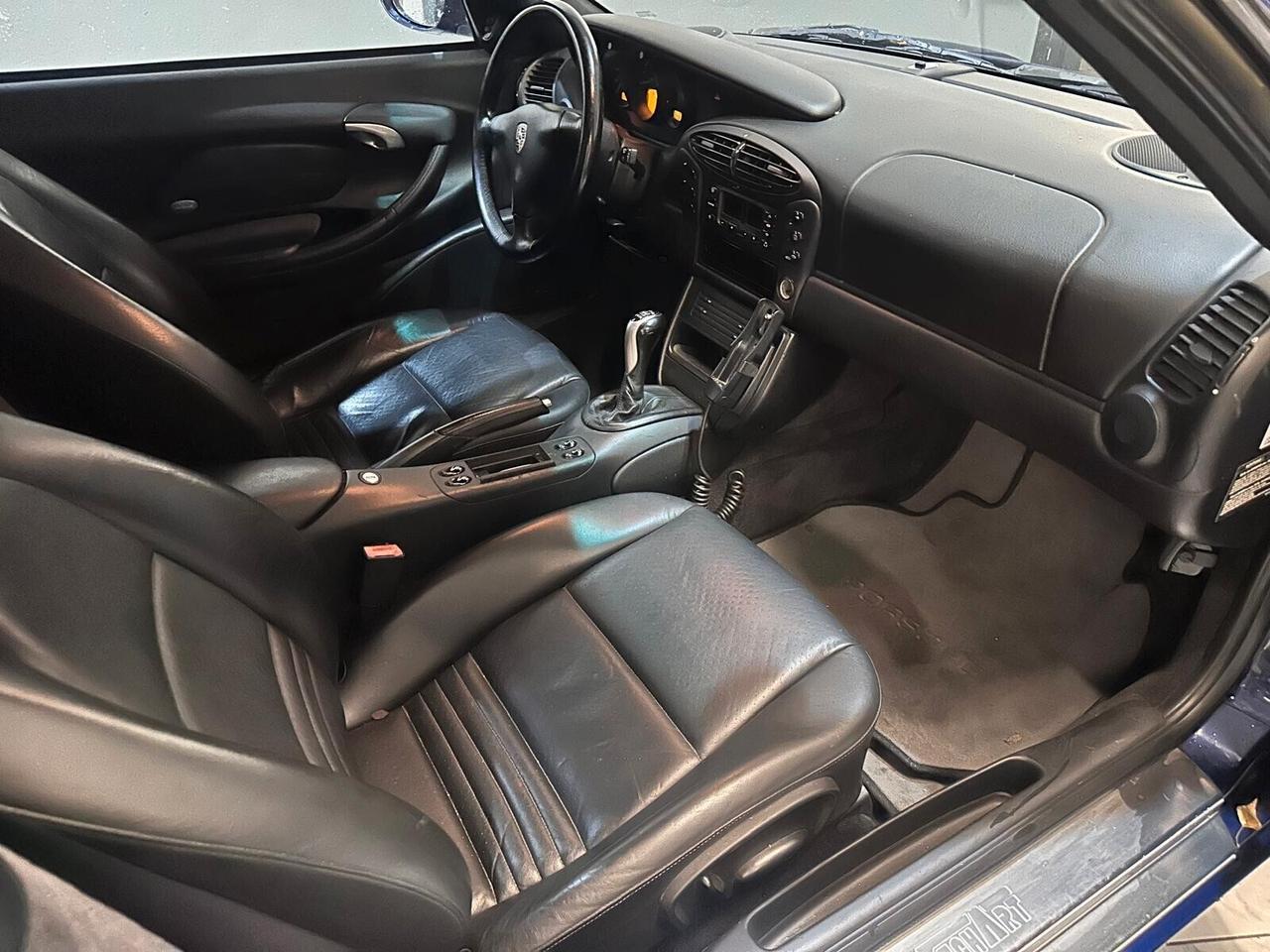 Porsche Boxster 2.7i 24V cat - Permute