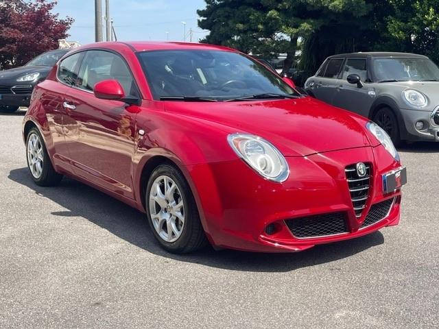Alfa Romeo MiTo 1.4 T 155 CV Distinctive Premium Pack