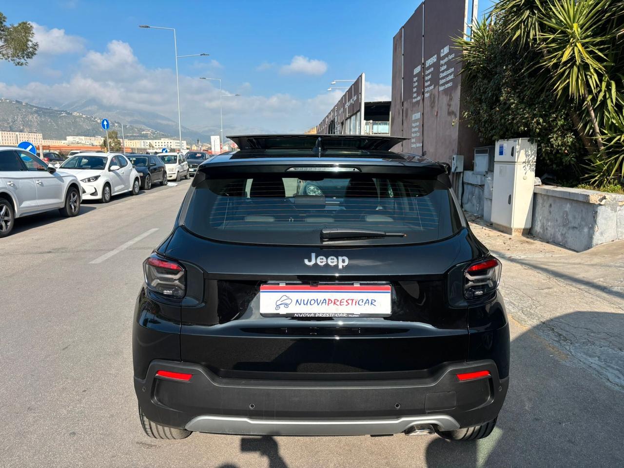 Jeep Avenger E-Hybrid tech & Sky 1.2 110 cv dct Mhev