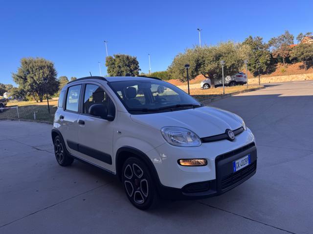 FIAT Panda 1.0 HYBRID CITY LIFE 5 POSTI+TELEF+VOLANTE MULTI
