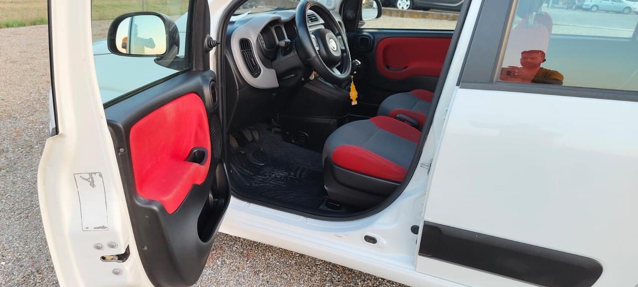 Fiat Panda 1.2 Lounge ANNO 2015