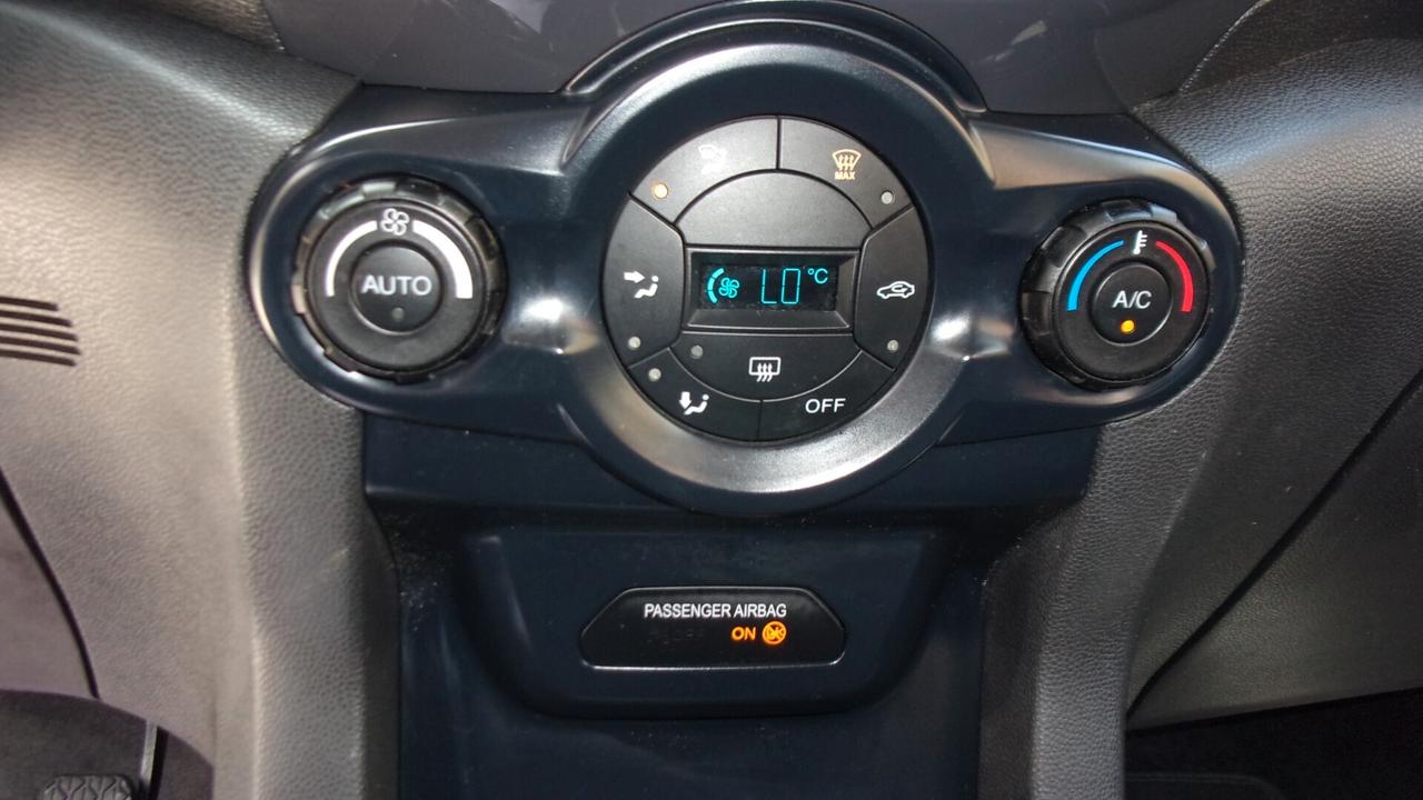 Ford EcoSport 1.5 TDCi 95 CV Titanium
