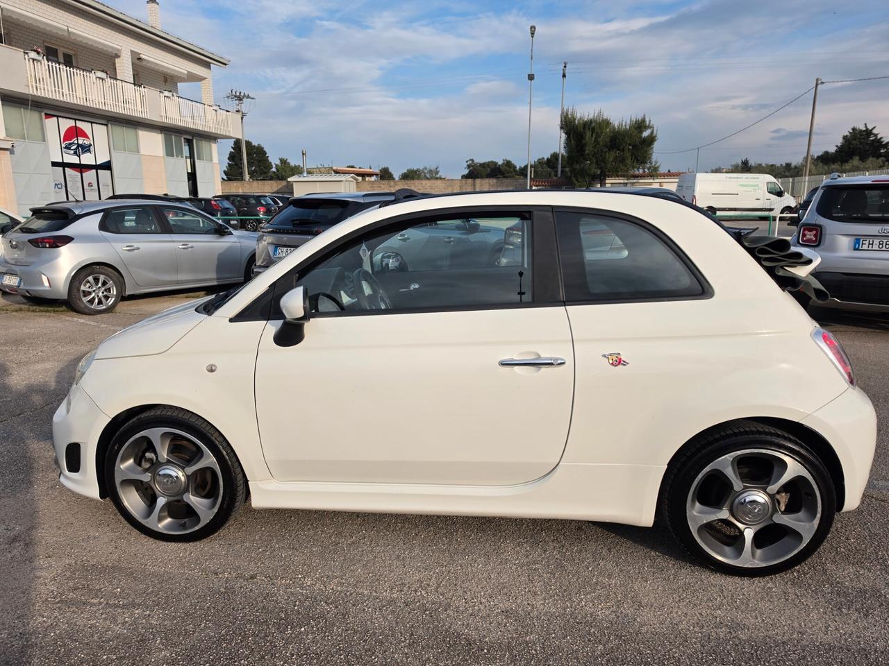 Abarth 500 C 1.4 Turbo T-Jet MTA