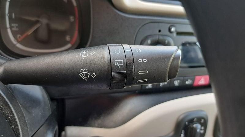 FIAT Panda 1.3 MJT 95 CV FENDINEBBIA/COMANDI AL VOLANTE (041)