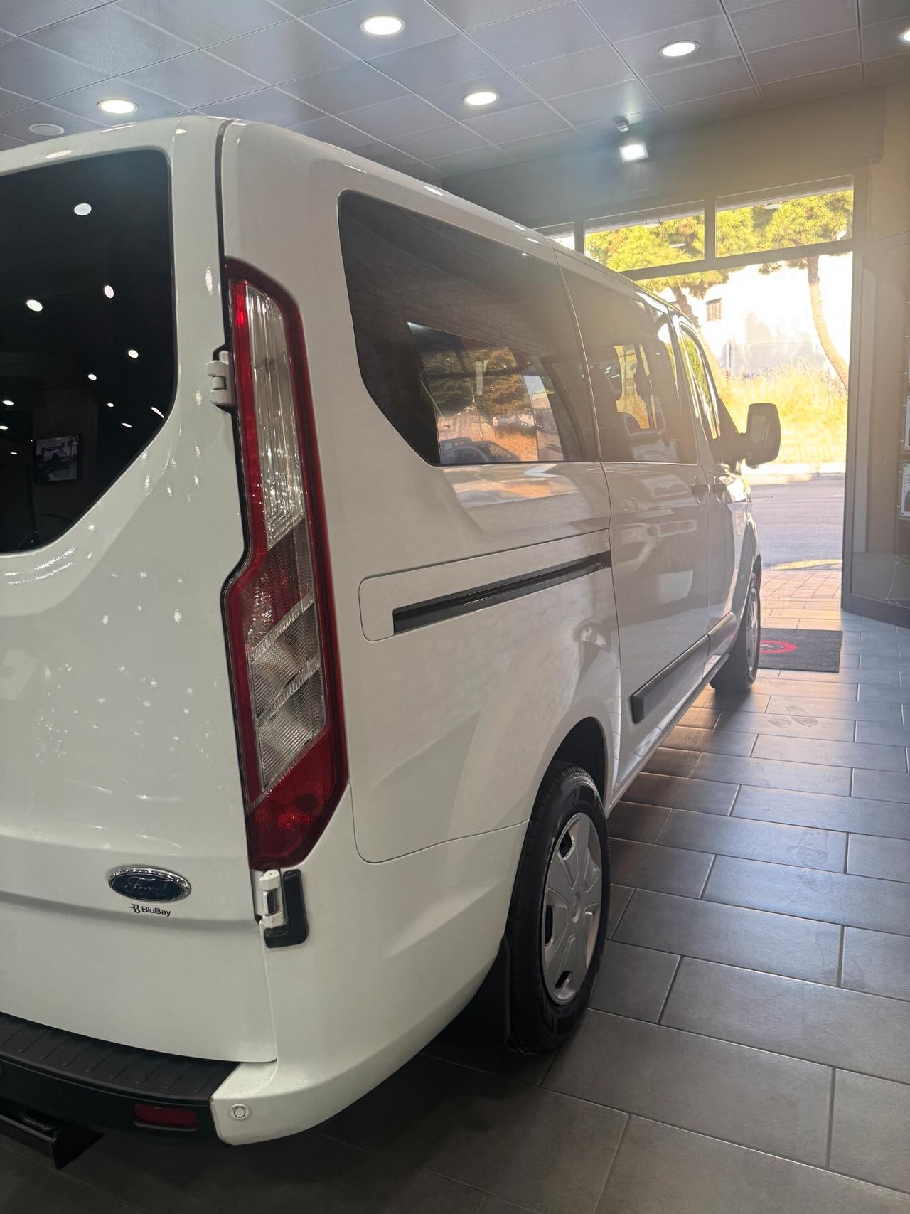 Ford Transit Custom 320 2.0 EcoBlue 130cv PC Combi Trend - 9 posti