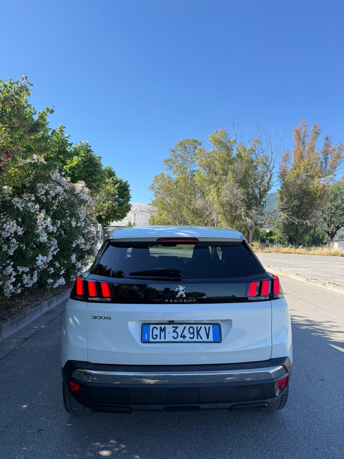 Peugeot 3008 BlueHDi 130 S&S EAT8 Allure