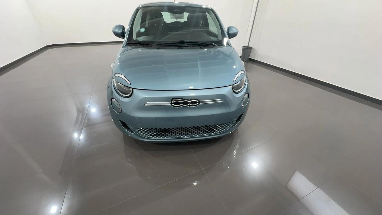 Fiat 500 500e 3 1 42 kWh Icon