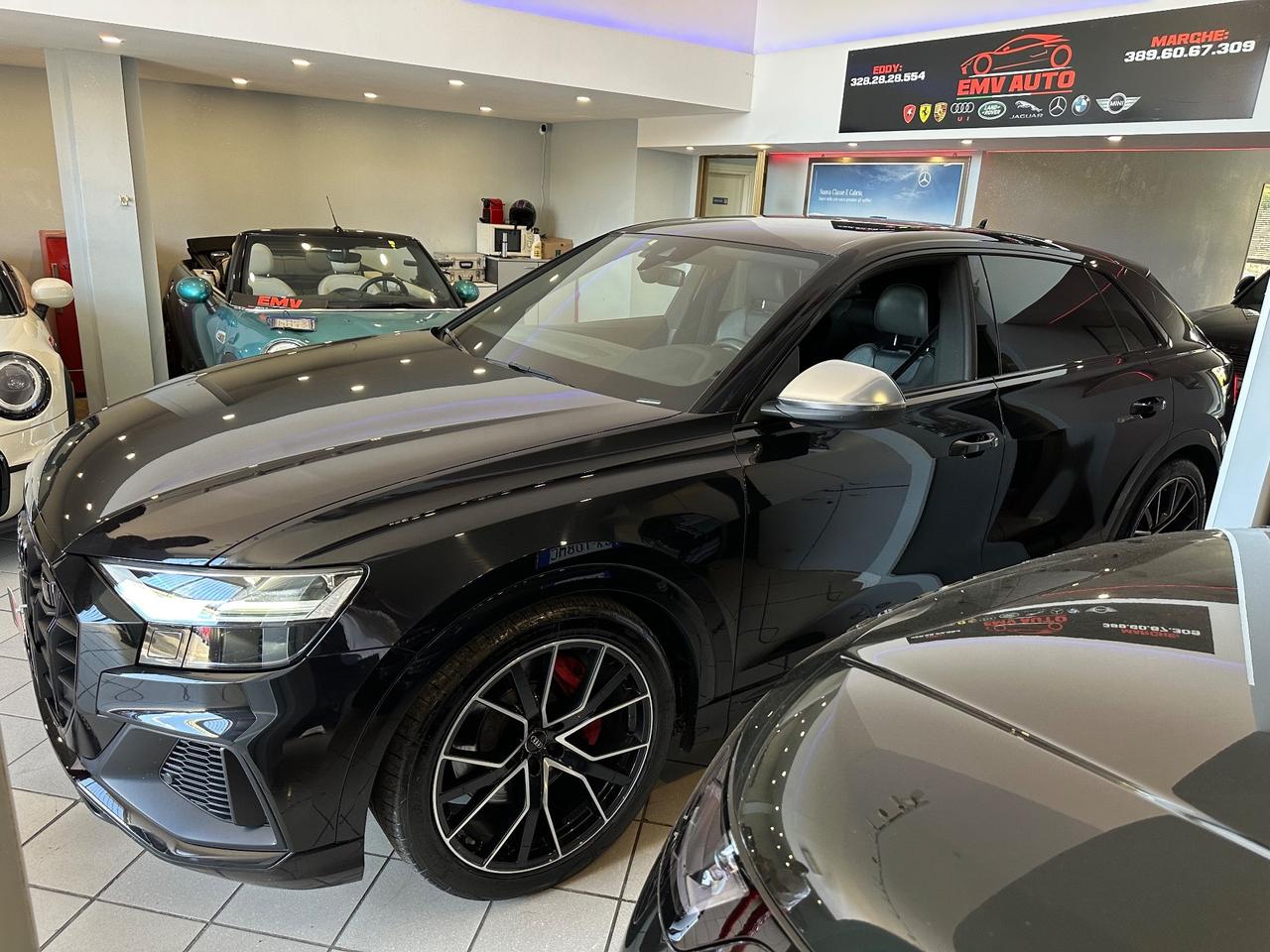 Audi SQ8 Audi SQ8 Elettrica diesel