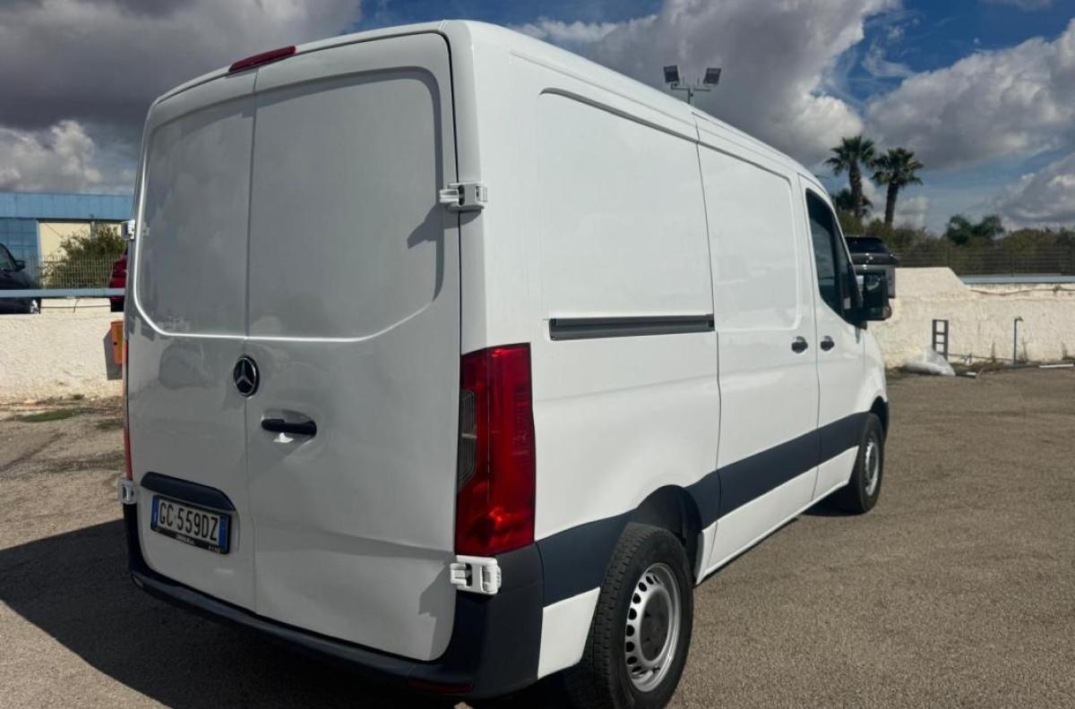 MERCEDES Sprinter 311 CDI