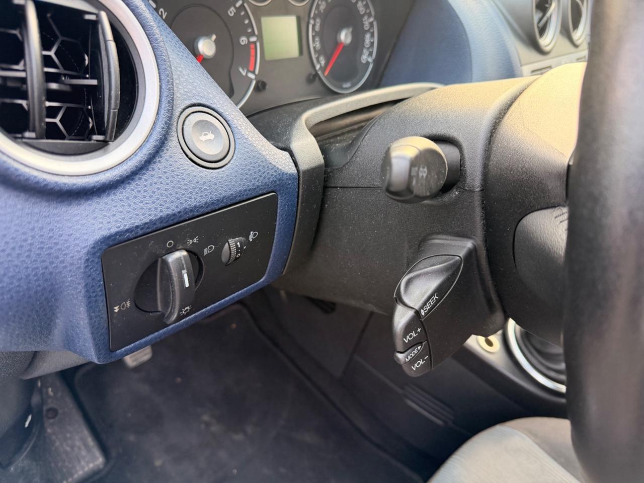 Ford Fiesta 1.2 Benz 5p. Ghia 2008