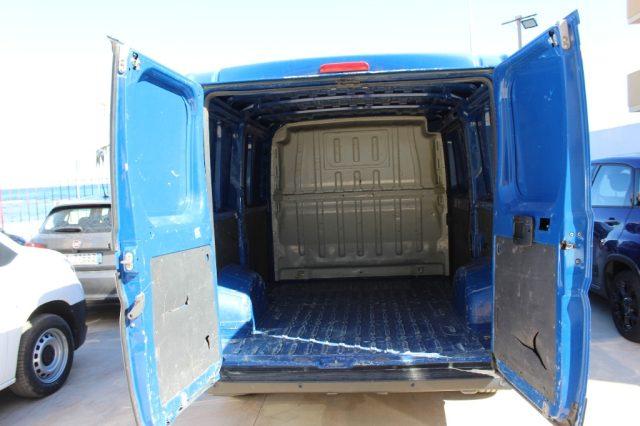 PEUGEOT Boxer 330 2.2 BlueHDi 140 S&S PC-TN Furgone