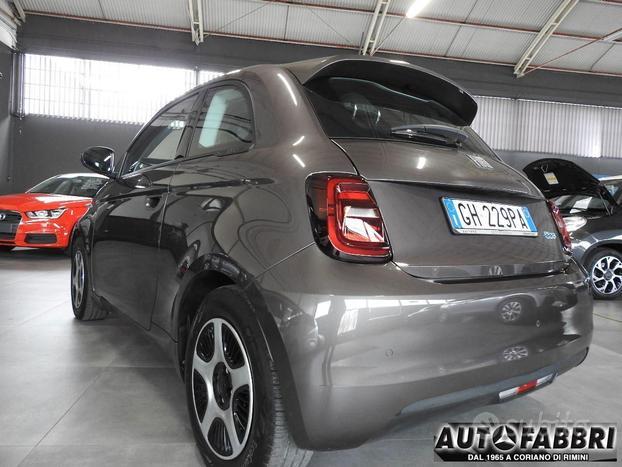 FIAT - 500 E - 500 Passion Berlina Car Play+