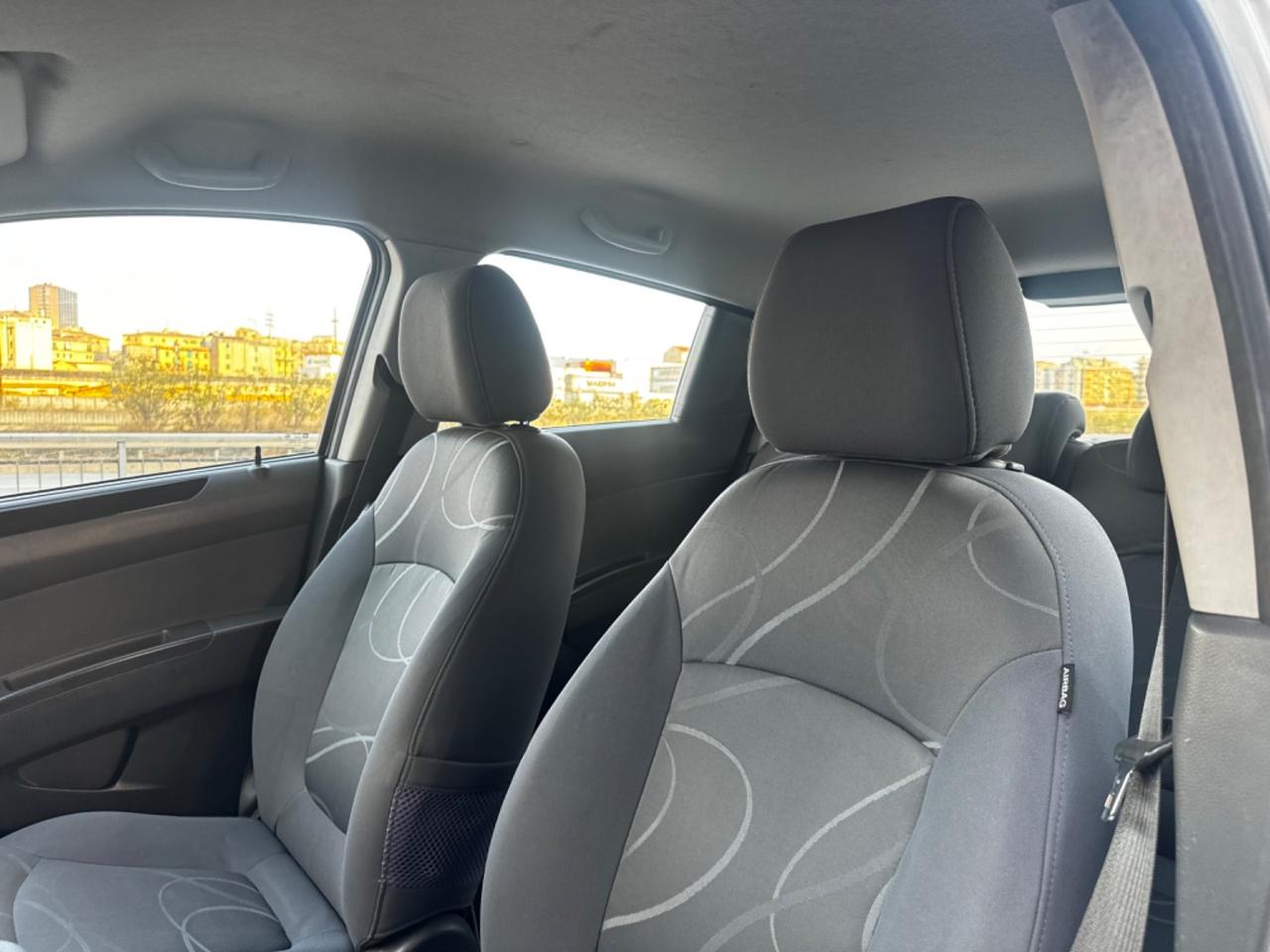 Chevrolet Spark 1.0 GPL Lady Special Edition 2012