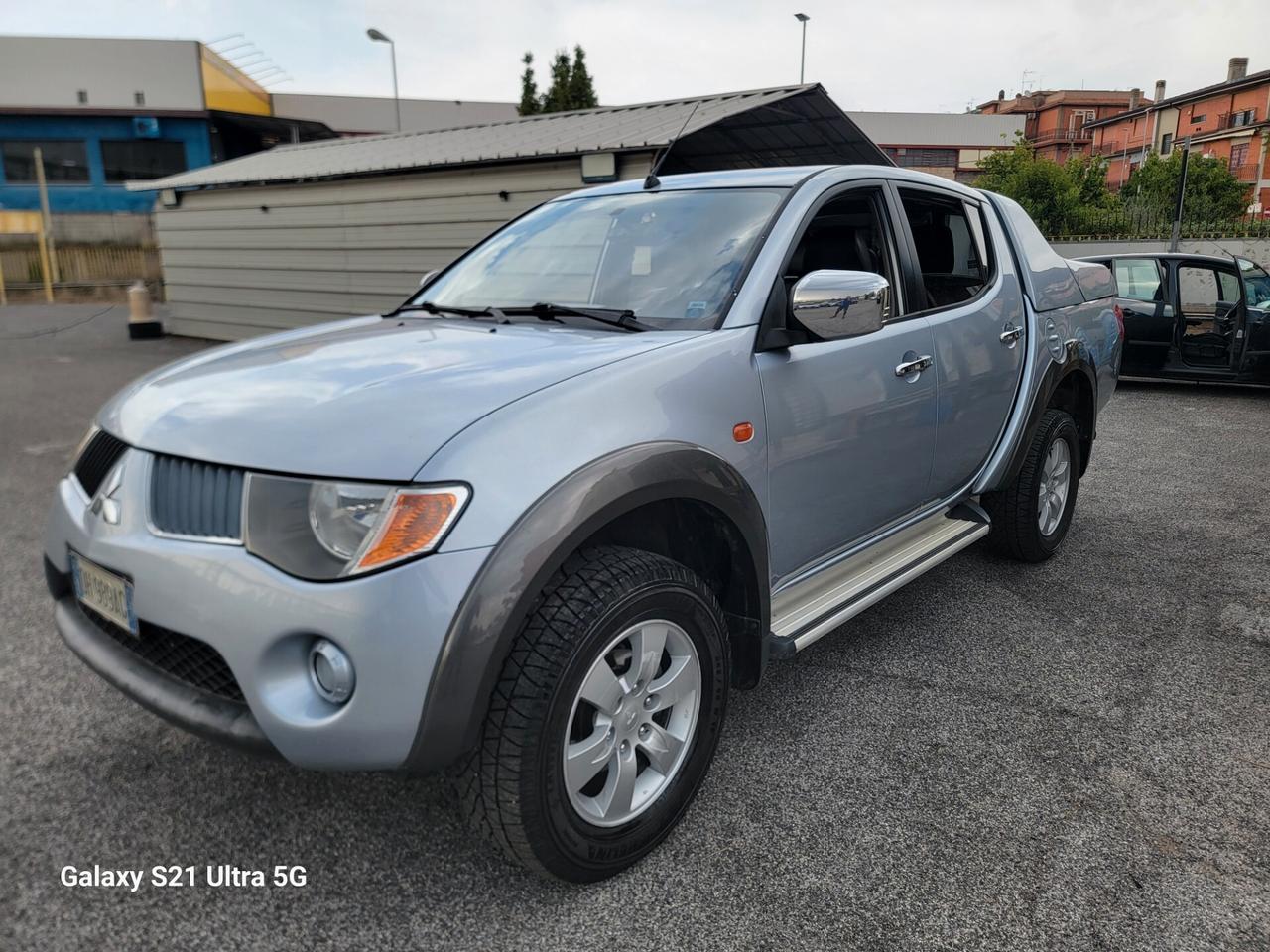 Mitsubishi L200 2.5 DI-D/136CV Double Cab Intense