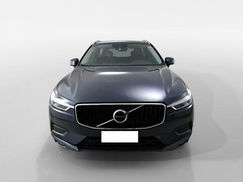 Volvo XC60 B4 D AWD automatico Momentum Pro