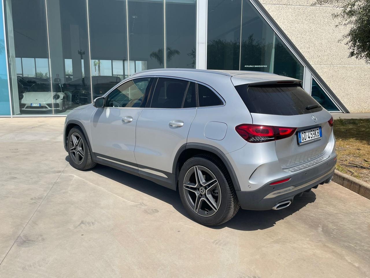 Mercedes-Benz GLA 200 d Premium auto possibilità noleggio no scoring