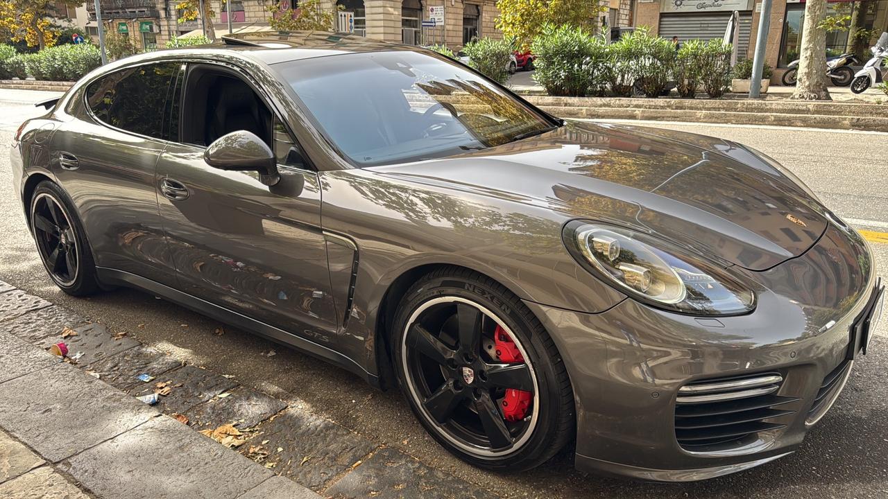 Porsche Panamera 4.8 GTS