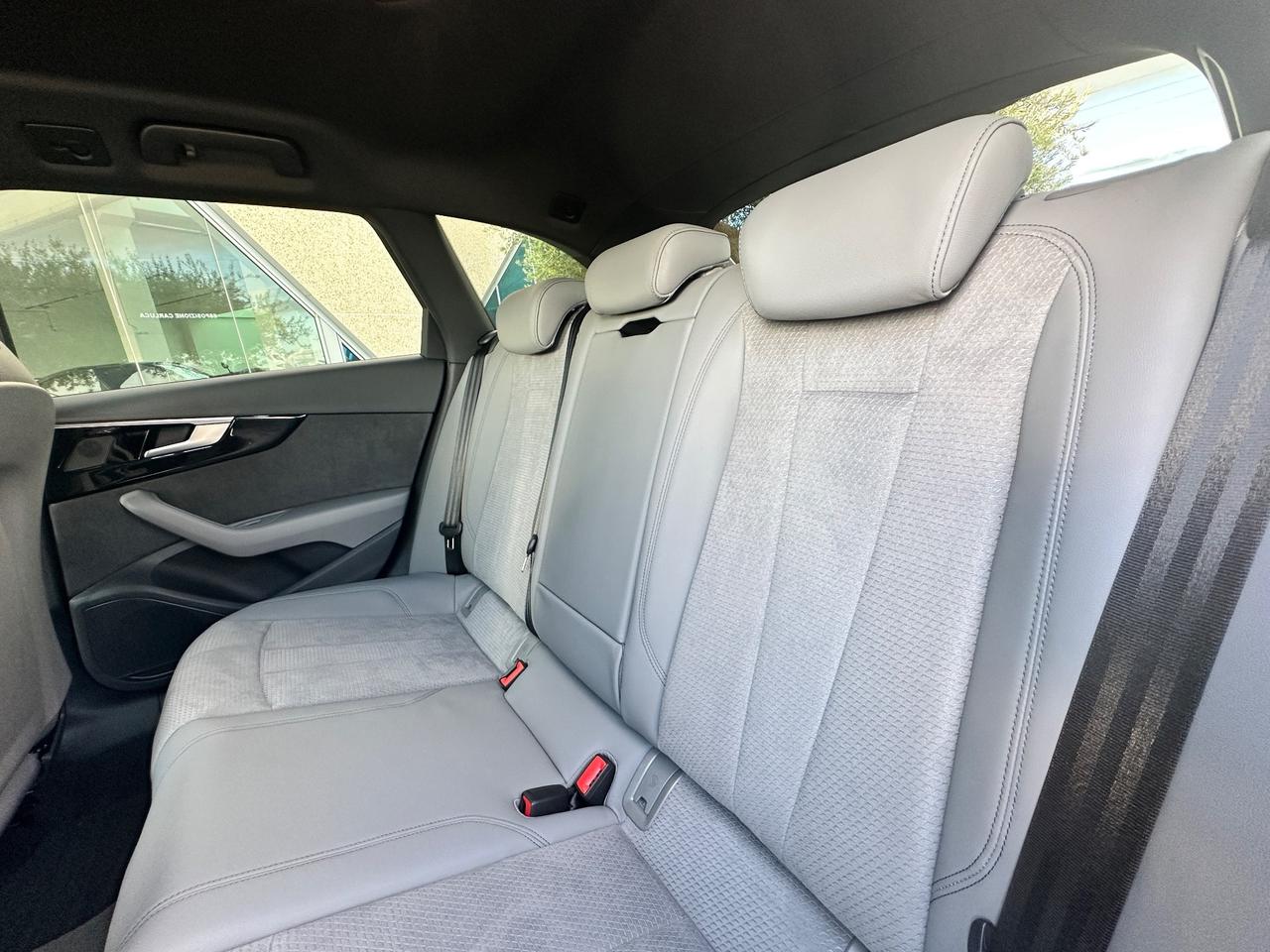 Audi A4 Avant 35 SLine possibilità noleggio no scoring