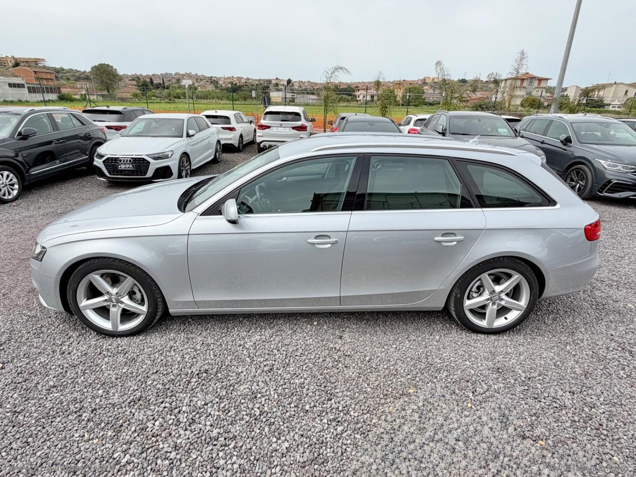 AUDI A4 Avant 2.0TDI 143CV AMBITION NAVI XENON LED CARPLAY
