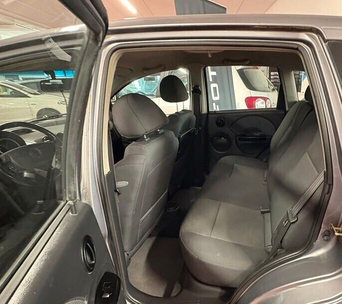 CHEVROLET KALOS benzina-GPL 1200 CV 72 Con Km 133.658 Tagliandati Per NEOPATENTATI Garanzia 12 mesi