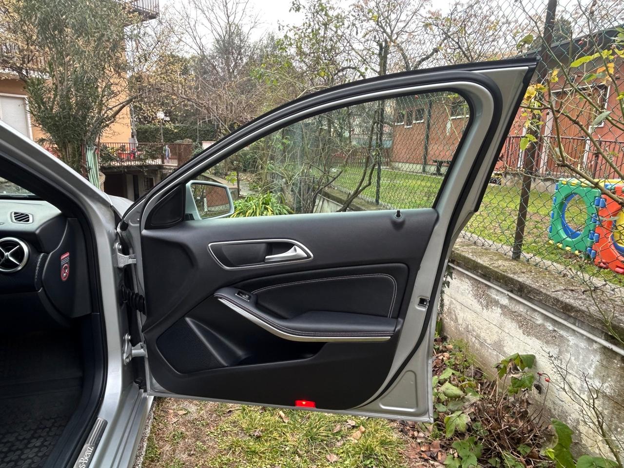 Mercedes-benz A 220 d Automatic 4Matic Premium