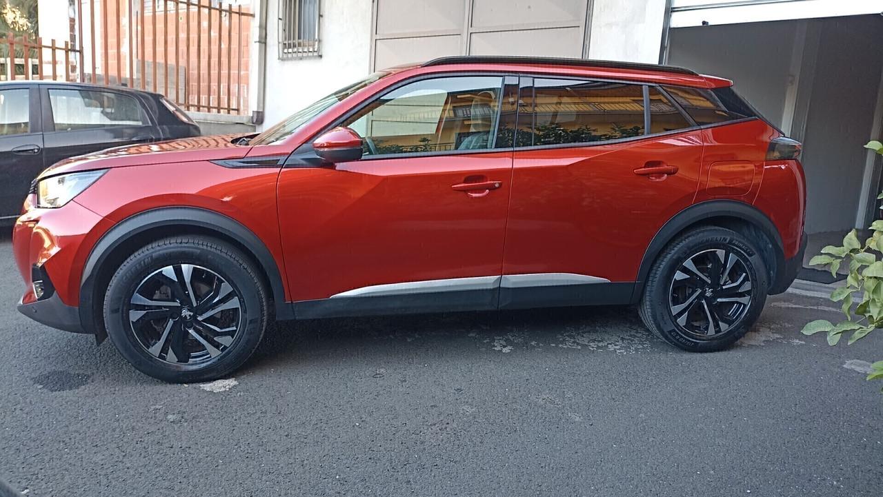 Peugeot 2008 PureTech 130 S&S Allure Navi Pack