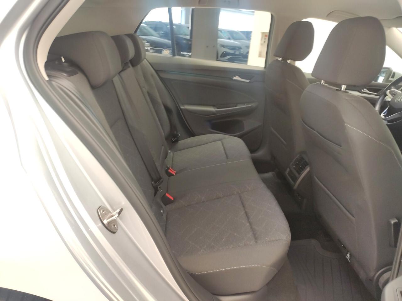 Volkswagen Golf 1.0 eTSI EVO DSG Life