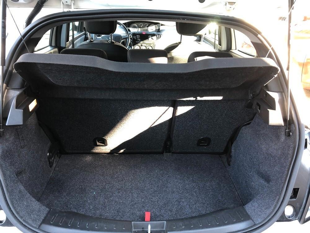 Lancia Ypsilon 1.0 FireFly 5 porte S&S Hybrid Ecochic Silver