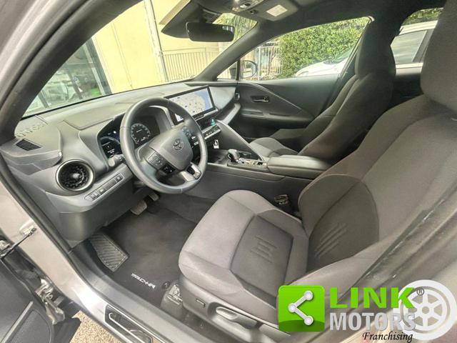 TOYOTA C-HR 2.0 Hybrid E-CVT Trend