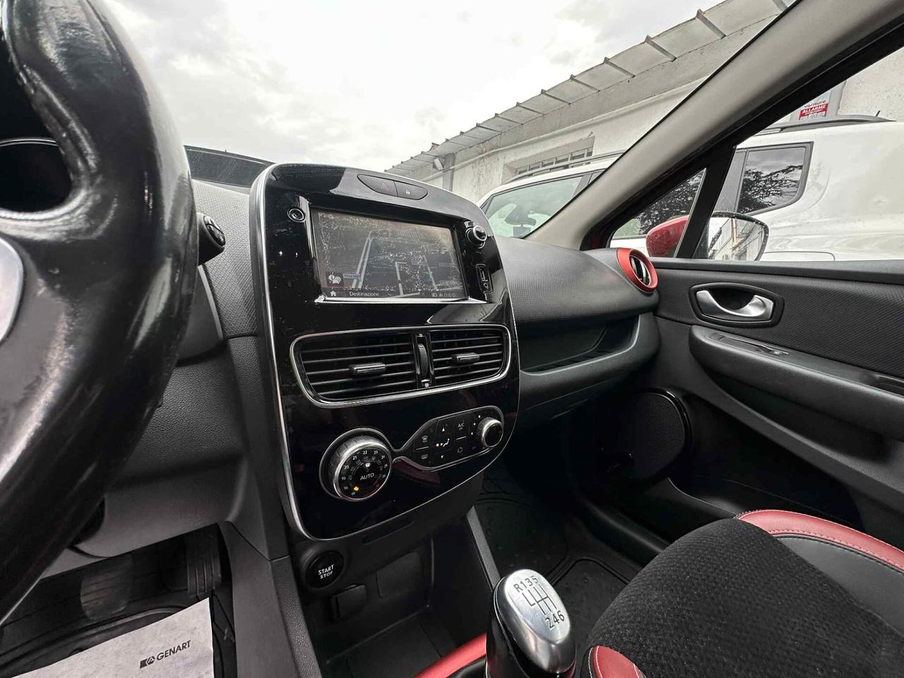 Renault Clio TCe 120CV Start&Stop 5 porte Energy Intens