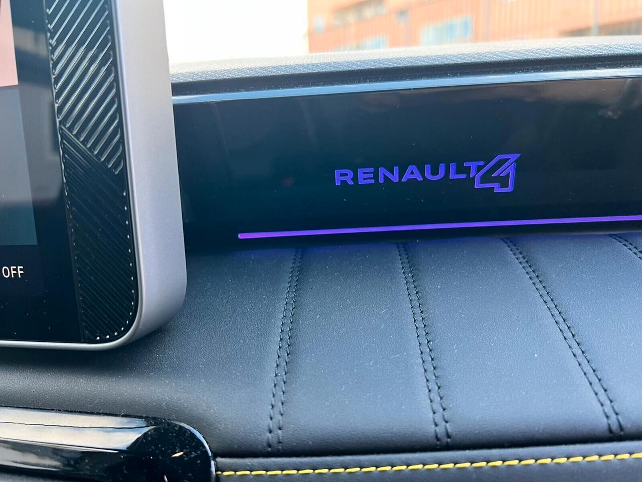 Renault 4 E-Tech Electric 150 CV Comfort Range Iconic