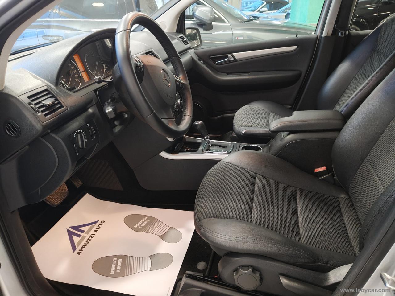 MERCEDES-BENZ A 180 CDI AVANTGARDE AUT