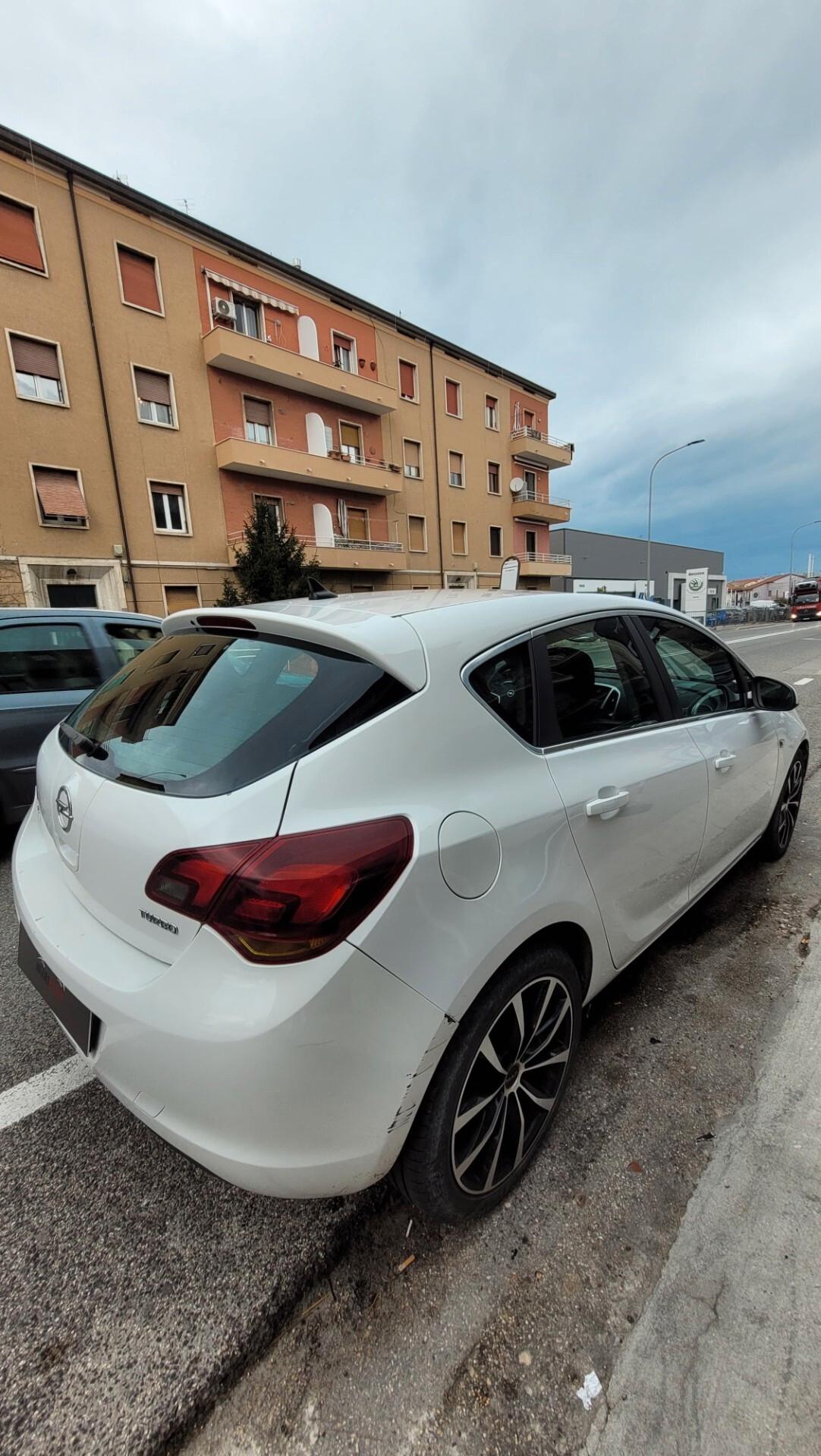 Opel Astra 1.6 Turbo 180CV Sports IMPIANTO A METANO