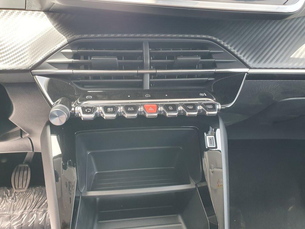 Peugeot 208 1.2 75cv Active 2024 Km0