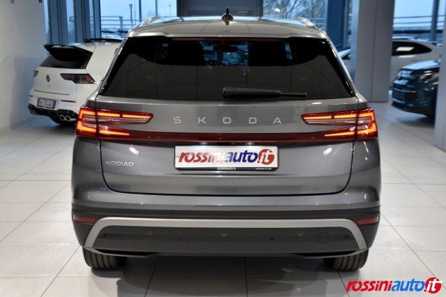 SKODA Kodiaq 2.0 TDI 150 CV DSG EXECUTIVE 7 POSTI + R20 + DESIG