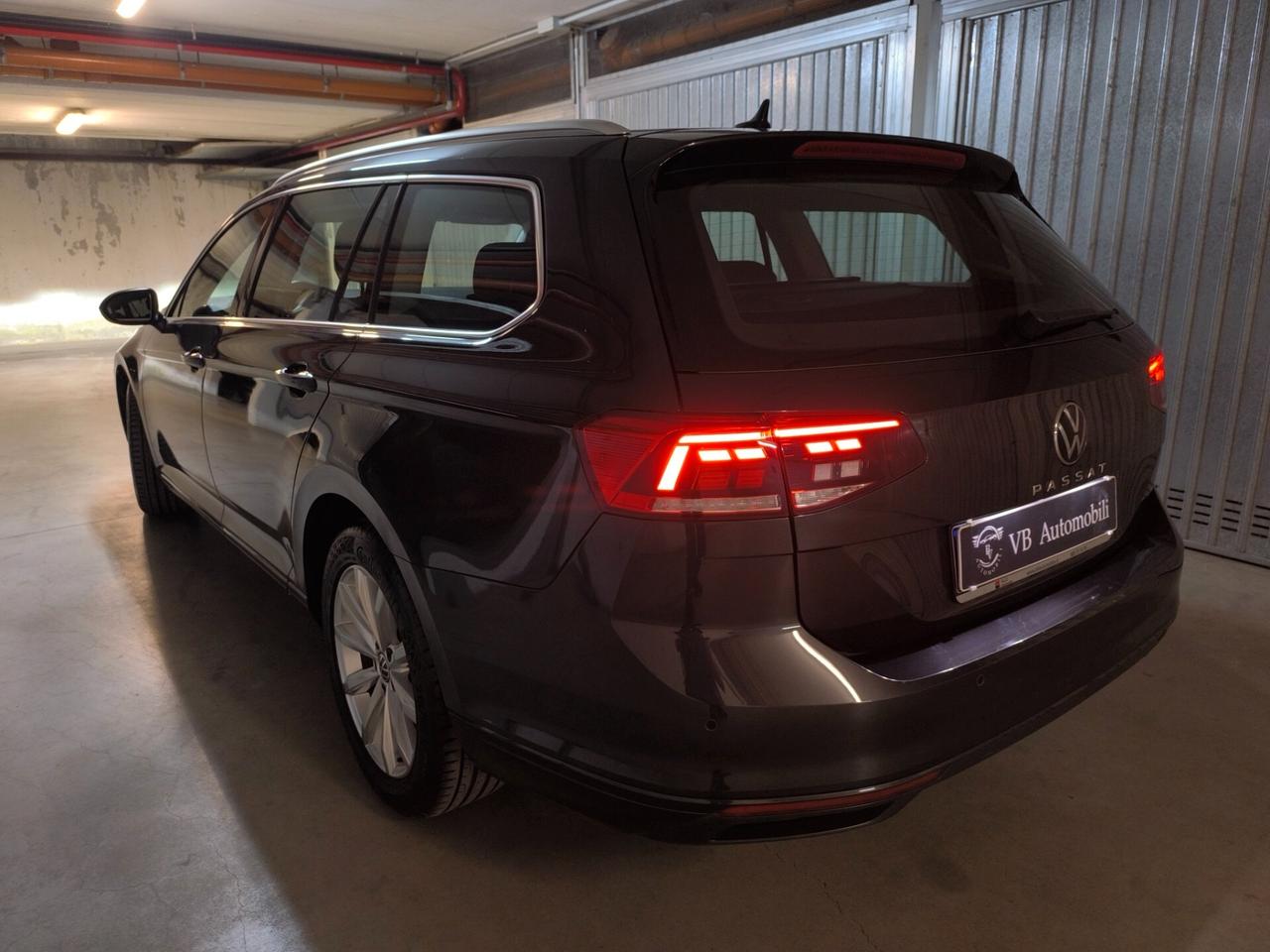 Volkswagen Passat Variant 2.0 TDI SCR 122 CV EVO DSG Business