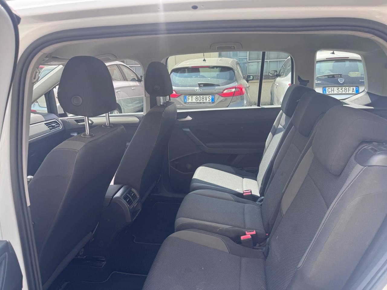 Volkswagen Touran 1.6 TDI BlueMotion 2016