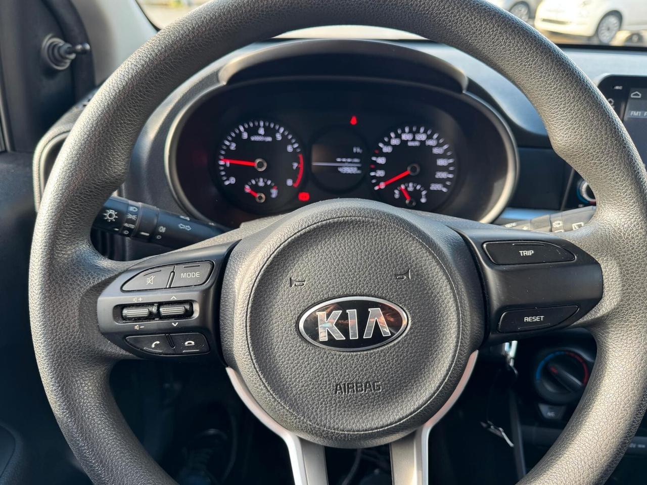 Kia Picanto 1.0 12V 5 porte Urban