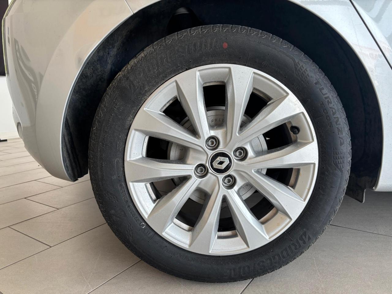 Renault Clio Full Hybrid E-Tech 140 CV 5 porte Intens