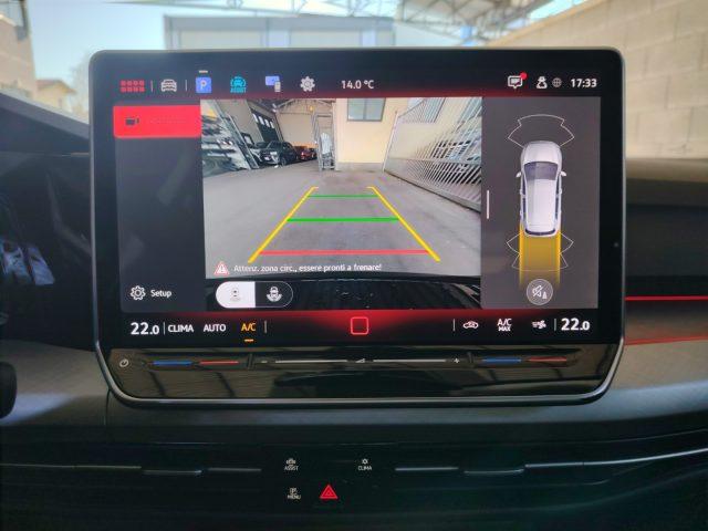 VOLKSWAGEN Golf 2.0 TDI 115 CV SCR Life PREZZO REALE-NEOPATENTATI