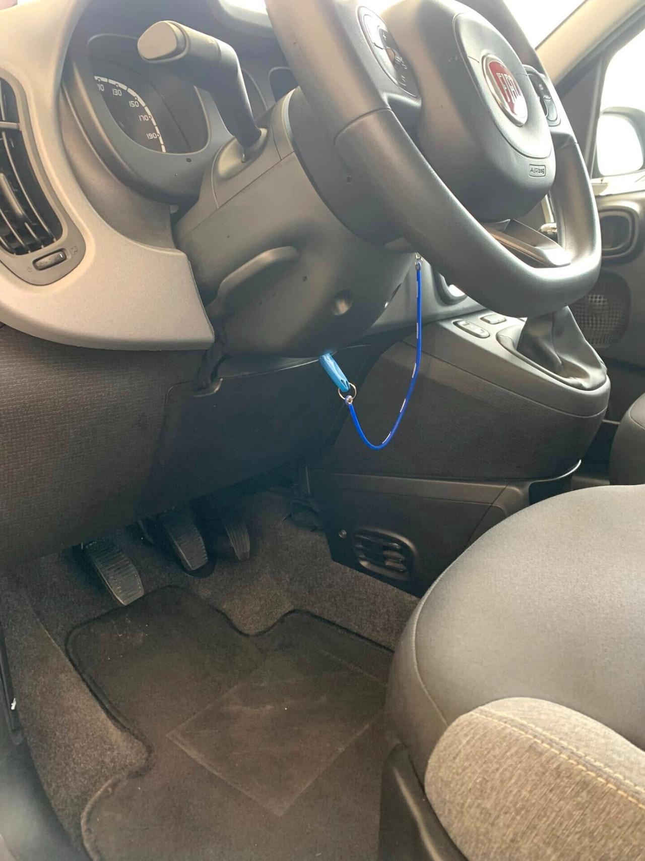 Fiat Panda 1.0cc 70cv S&S Hybrid City Life block shaft