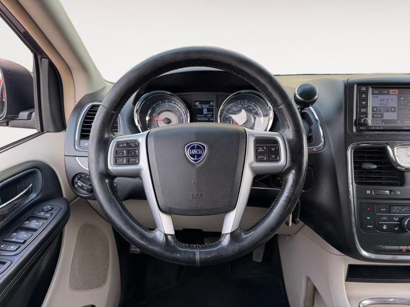 Lancia Voyager 2.8L Platinum 163cv auto 7 POSTI!