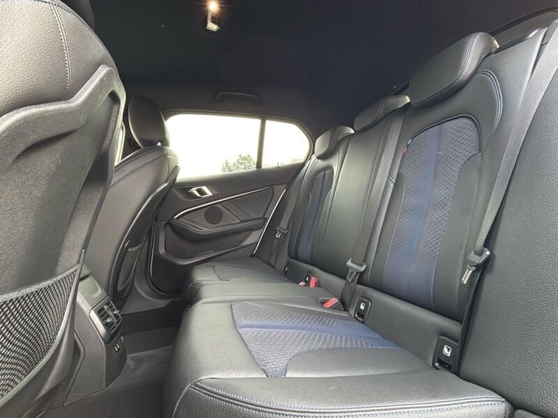 BMW Serie 1 118d 5p. Msport