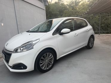 Peugeot 208 PureTech 82 5p. GPL Active