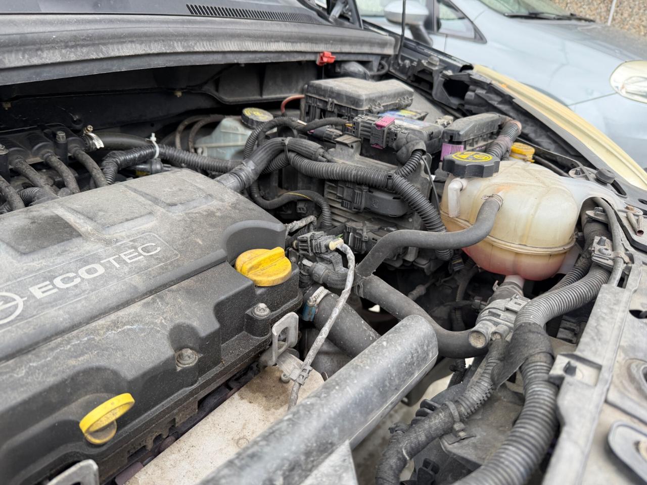 Opel Corsa 1.2 benzina-gpl originale valido 2032 euro5b