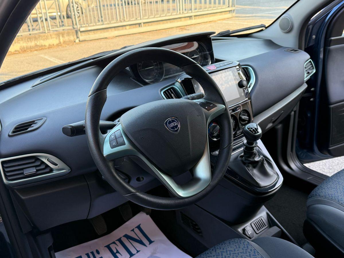 LANCIA - Ypsilon - 1.0 FireFly 5p.S&S Hybryd Gold